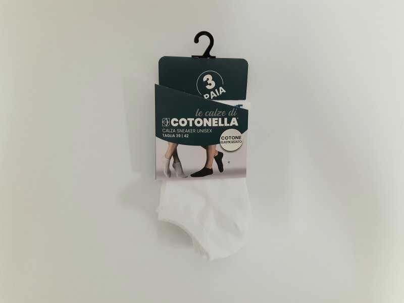 Kotníkové ponožky Cotonella IX003 3Pack bílé | Vermali.cz
